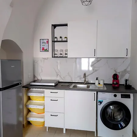 Via Del Muro Antico Apartment *
