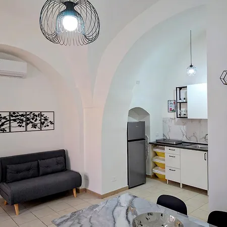 Via Del Muro Antico Sannicandro di Bari